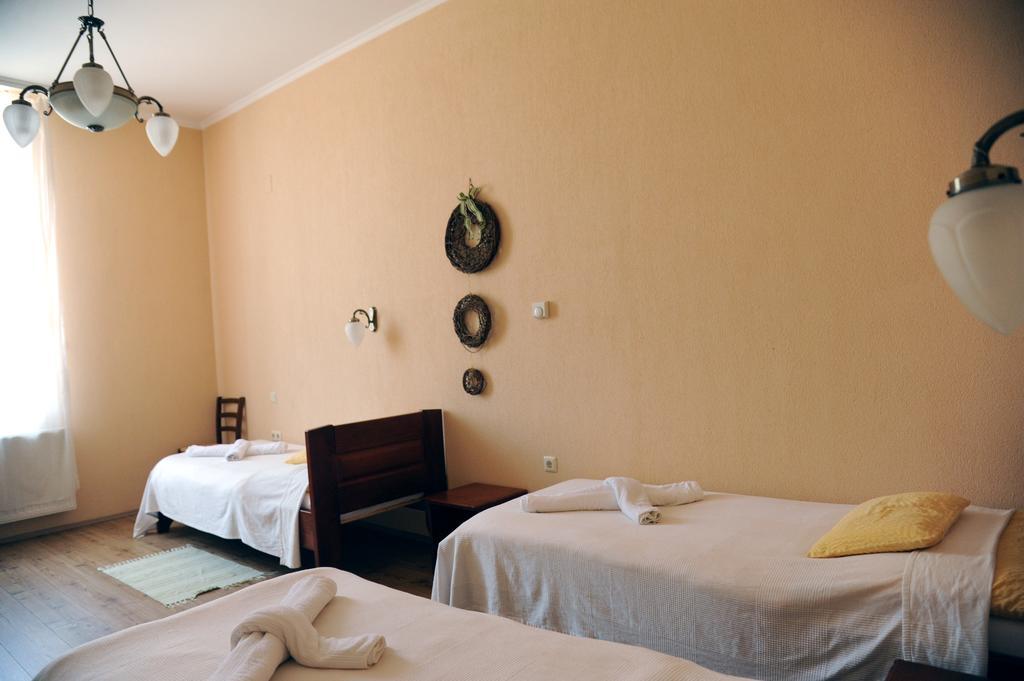 Oazis Hotel*** Надьканіжа Екстер'єр фото
