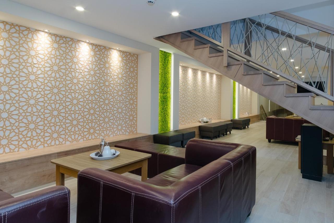 Oazis Hotel*** Надьканіжа Екстер'єр фото